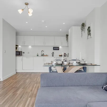 Central Luxury Apartament *